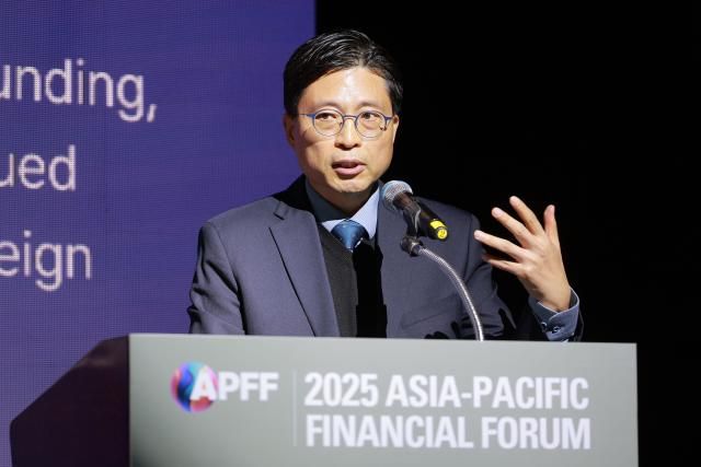 김민식 한국은행 조사국 거시전망부장이 트럼프 2기와 관세정책이라는 주제로 강연을 하고 있다 사진유대길 기자 dbeorlf123ajunewscom