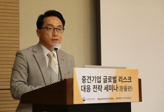 이호준 한국중견기업연합회 상근부회장이 17일 사진한국중견기업연합회 