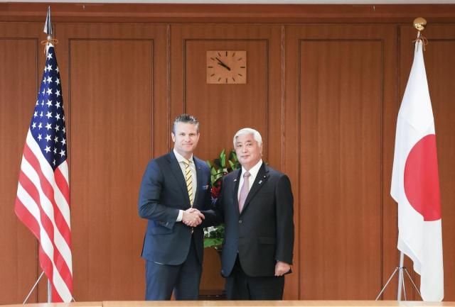 피트 헤그세스 미국 국방장관이 지난달 30일 도쿄 일본 방위성에서 나카타니 겐 일본 방위상과 양자 회담을 했다 사진연합뉴스