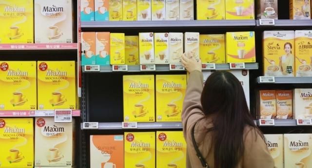 서울 시내 한 대형마트에 진열된 맥심 모카골드 사진연합뉴스