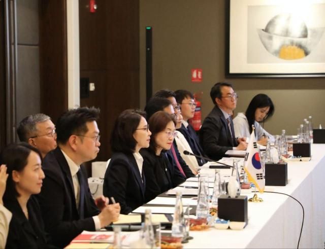 강인선 2차관 사진외교부