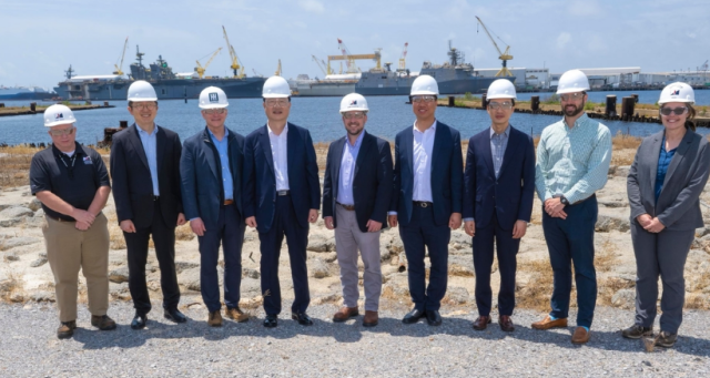 헌팅턴 잉걸스 조선소 방문한 HD현대중공업 경영진 사진HD현대중공업 