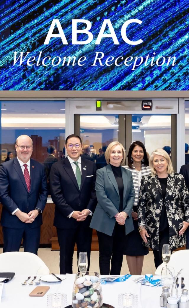 조현상 HS효성 부회장왼쪽 두번째이 지난 4월 23일부터 26일현지시간까지 캐나다 토론토에서 열린 2025 ABAC 2차 회의에 참석했다사진HS효성