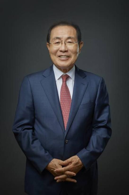 윤동한 한국콜마 회장 사진한국콜마