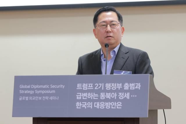 유용원 국민의힘 의원이 12일 오전 서울 여의도 국회의원회관에서 열린 글로벌 외교안보 전략 세미나에서 축사를 하고 있다 20250512사진유대길 기자 dbeorlf123ajunewscom