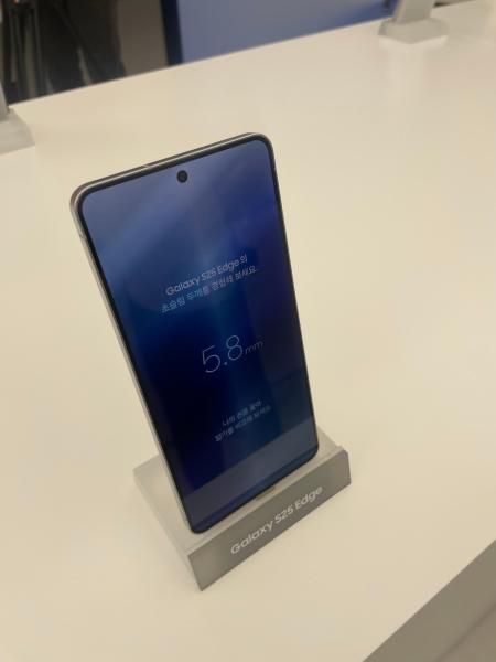 갤럭시 S25 엣지 사진이효정 기자