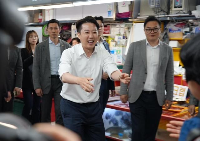 15일 이준석 개혁신당 대선 후보가 서울교대 학생회관을 방문했다 사진개혁신당 공보국 제공