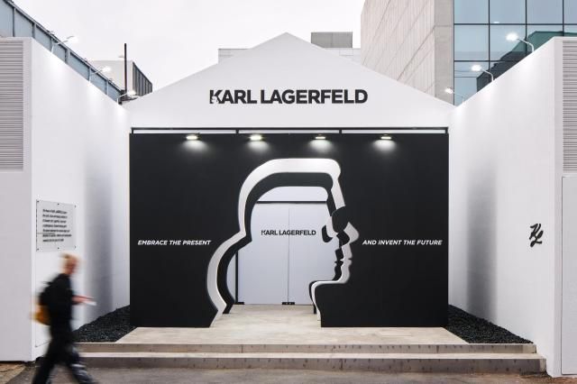 서울 성수동 칼 라거펠트 몰입형 팝업 외부 전경 사진CJ온스타일