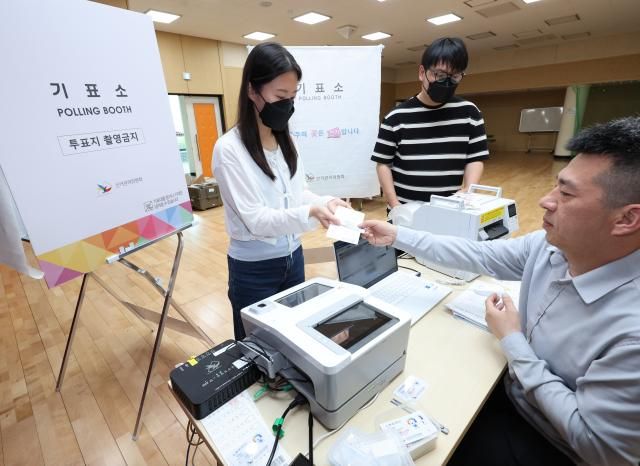 제21대 대통령 선거 사전투표 모의시험 사진연합뉴스