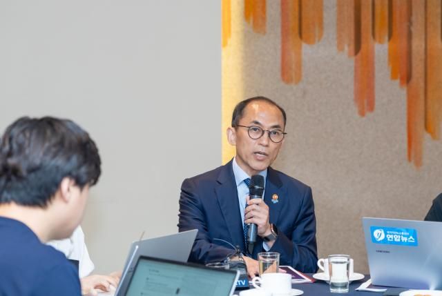  고학수 개인정보보호위원회 위원장이 21일 서울 중구 은행회관에서 열린 기자간담회에서 질문에 답변하고 있다 사진연합뉴스