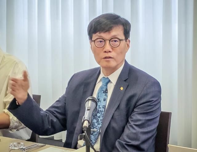 기자간담회 하는 이창용 한은 총재 사진연합뉴스