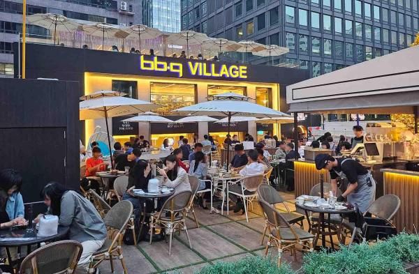 서울 종로구에 있는 BBQ 빌리지 청계광장점 전경 사진제너시스BBQ