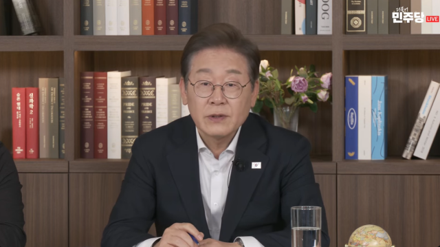 이재명 더불어민주당 대선 후보가 8일 오후 서울 영등포구의 한 스튜디오에서 진행한 경제 채널 유튜버들과의 라이브 토크쇼에서 발언하고 있다 사진델리민주 화면 캡처