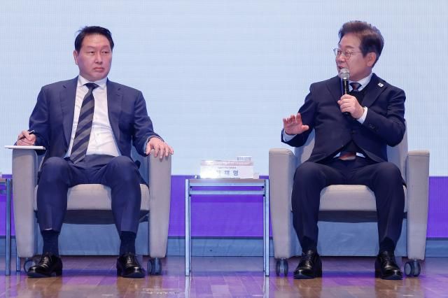 이재명 더불어민주당 대선 후보가 8일 서울 중구 대한상공회의소에서 열린 경제5단체장과 간담회에 참석해 발언하고 있다 사진연합뉴스