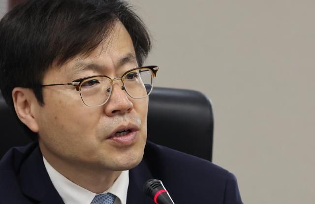 여한구 산업통상자원부 통상교섭본부장이 17일 서울 종로구 한국무역보험공사에서 열린 제46회 통상추진위원회 회의에서 발언을 하고 있다 사진연합뉴스