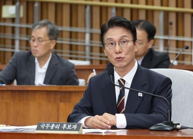 김민석 국무총리 후보자가 25일 서울 여의도 국회에서 열린 인사청문회에서 의원질의에 답변하고 있다 사진연합뉴스