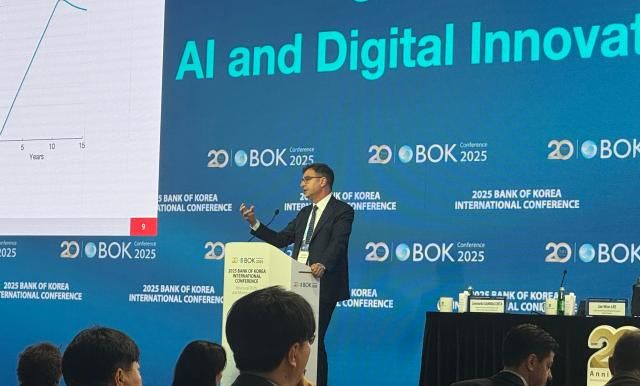 3일 서울 중구 한국은행에서 열린 BOK 국제컨퍼런스에서 레오나르도 감바코타 국제결제은행BIS 신흥시장부서 최고 책임자가 발언하고 있는 모습 사진장선아 기자