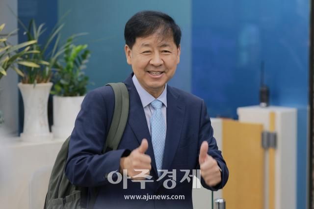 구윤철 경제부총리 겸 기획재정부 장관 후보자가 30일 오전 서울 중구 예금보험공사에 마련된 인사청문회 준비사무실로 들어서고 있다 20250630사진유대길 기자 dbeorlf123ajunewscom