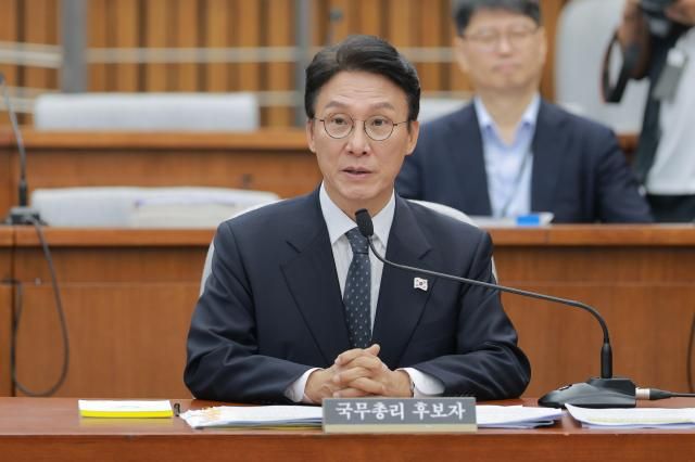 김민석 국무총리 후보자가 24일 오전 서울 여의도 국회에서 열린 인사청문회에서 의원질의에 답변하고 있다 사진유대길 기자 dbeorlf123ajunewscom