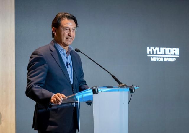 3일화 스페인 바르셀로나의 카탈루냐 콩그레스 센터Palau de Congressos de Catalunya에서 열린 FISITA WMCFISITA World Mobility Conference에서 현대차 대표이사 호세 무뇨스 사장이 기조연설을 진행하는 모습