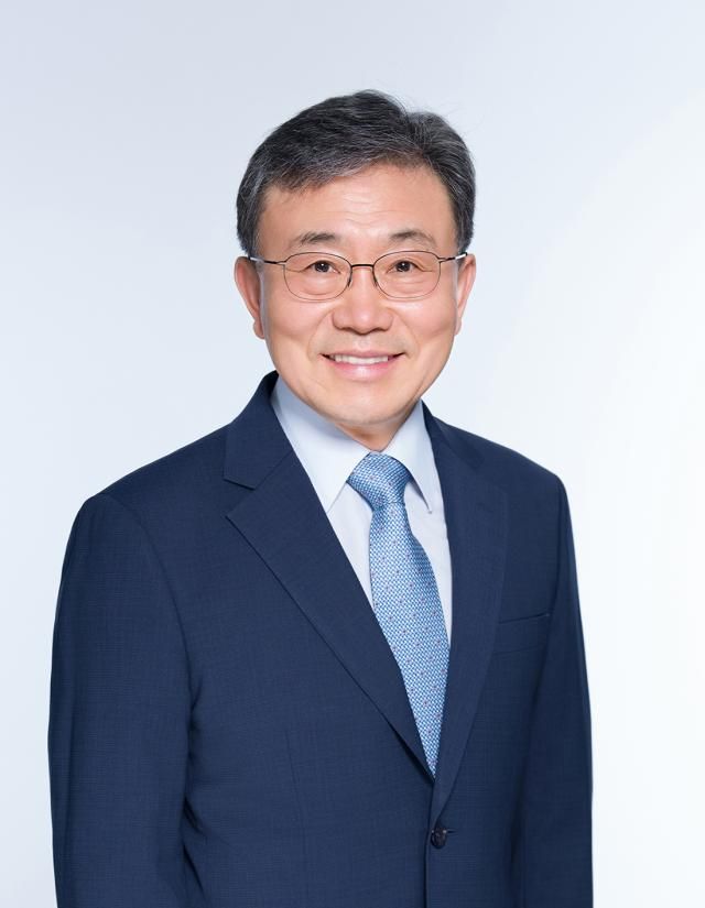 권덕철 전 보건복지부 장관 사진법무법인 세종