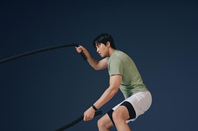 배우 박서준과 함께한 룰루레몬 한계를 뛰어넘는 움직임 캠페인 화보 사진룰루레몬