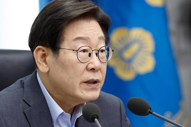 이재명 대통령이 지난 10일 서울 용산 대통령실 청사에서 열린 3차 수석·보좌관 회의에서 발언하고 있다 사진연합뉴스