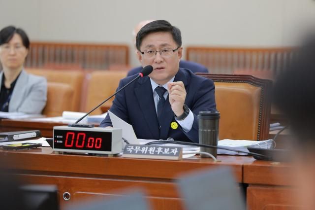 김성환 환경부 장관 후보자가 15일 서울 여의도 국회 환경노동위원회에서 열린 인사청문회에서 위원 질의에 답하고 있다 20250715사진유대길 기자 dbeorlf123ajunewscom