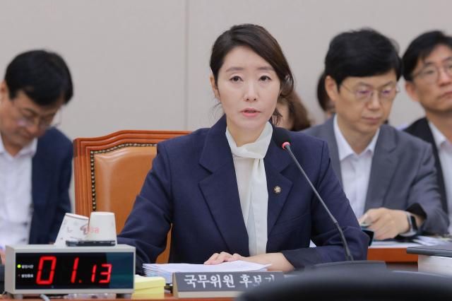 강선우 여성가족부 장관 후보자가 14일 서울 여의도 국회 여성가족위원회에서 열린 인사청문회에서 발언하고 있다 2025714사진유대길 기자 dbeorlf123ajunewscom