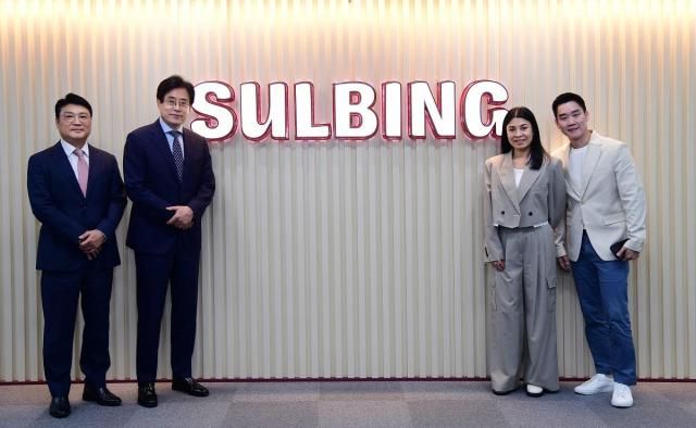 설빙이 비욘드 빙수 카페Beyond Bingsu Café Inc와 설빙 필리핀 마스터 프랜차이즈MF 계약을 체결했다 왼쪽부터 설빙 해외사업본부 김덕주 상무 대표이사 김의열 대표 Beyond Bingsu Café Inc Ms Winnie GO 대표 Mr Avin Ong 총괄 이사 사진설빙