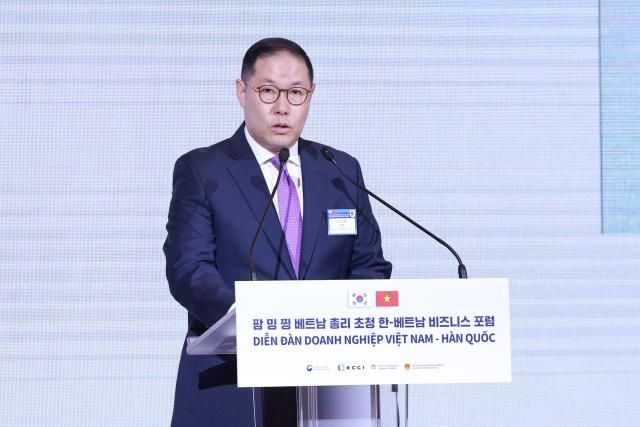 한·베트남 경제협력위원회 위원장인 조현상 HS효성 부회장이 1일 오전 서울 중구 롯데호텔에서 열린 한·베트남 비즈니스 포럼에서 개회사를 하고 있다 20240701사진유대길 기자 dbeorlf123ajunewscom