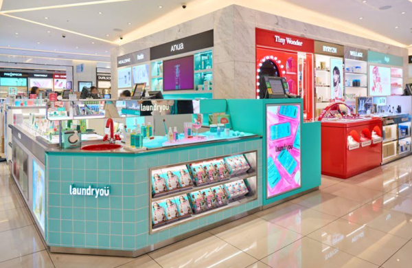 신세계면세점 명동점에 있는 런드리유 매장 전경 사진신세계면세점
