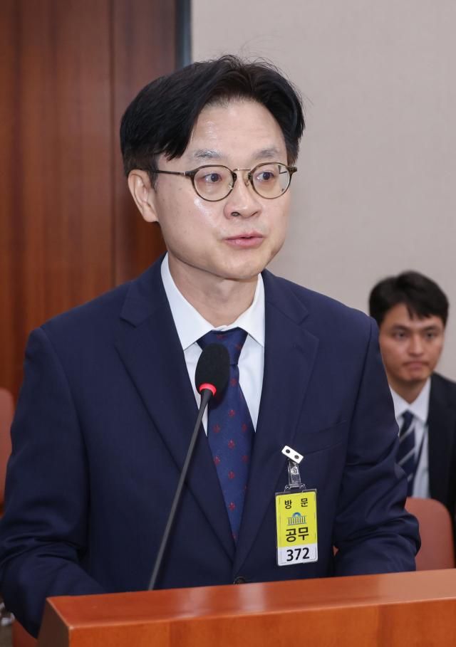 김정관 산업통상자원부 장관 후보자가 17일 서울 여의도 국회 산업통상자원중소벤처기업위원회에서 열린 인사청문회에서 발언하고 있다 사진연합뉴스