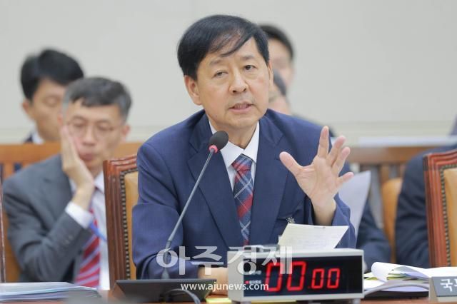구윤철 기획재정부 장관 후보자가 17일 서울 여의도 국회 기획재정위원회에서 열린 인사청문회에서 의원 질의에 답변하고 있다 20250717사진유대길 기자 dbeorlf123ajunewscom