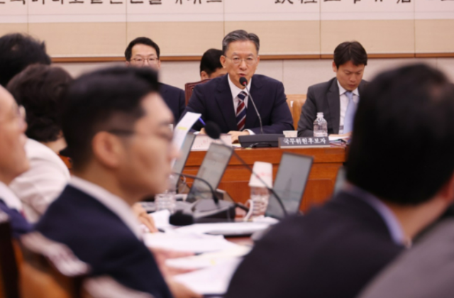 정성호 법무부 장관 후보자가 16일 서울 여의도 국회 법제사법위원회에서 열린 인사청문회에서 발언하고 있다 사진연합뉴스 