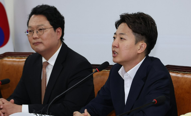 대선 후보였던 이준석 개혁신당 의원이 지난달 5일 서울 여의도 국회에서 열린 선거대책위원회 해단식에서 발언하고 있다 사진연합뉴스