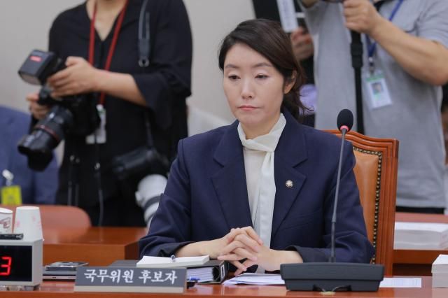 강선우 여성가족부 장관 후보자가 14일 서울 여의도 국회 여성가족위원회에서 열린 인사청문회에 출석하고 있다 20250714사진유대길 기자 dbeorlf123ajunewscom