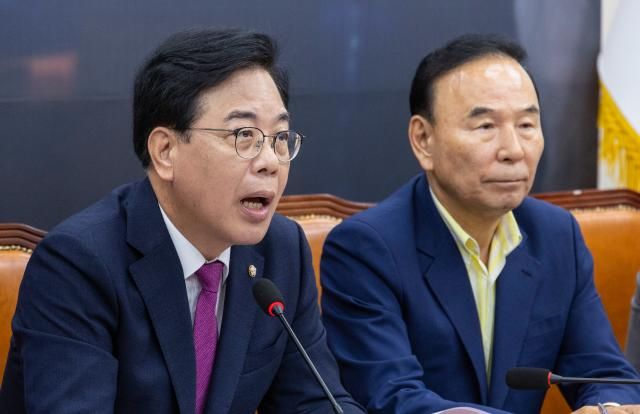 송언석 국민의힘 비상대책위원장 겸 원내대표가 24일 국회에서 열린 비상대책위원회에서 발언하고 있다 사진연합뉴스