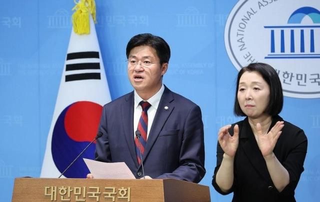 브리핑하는 박상혁 수석대변인사진연합뉴스