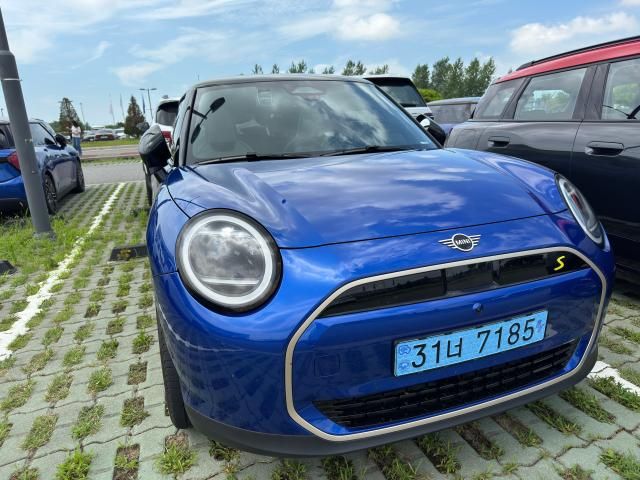 올-일렉트릭 MINI 쿠퍼 사진이성진 기자