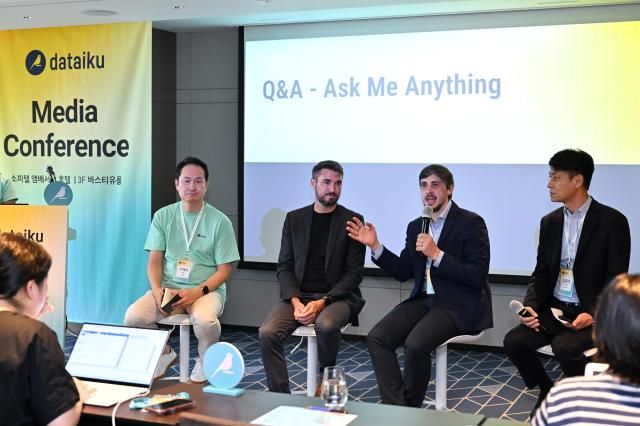 데이터이쿠가 3일 기자간담회를 열고 국내 기업의 디지털 전환과 AI 도입 가속화를 위한 전략을 발표했다 사진데이터이쿠