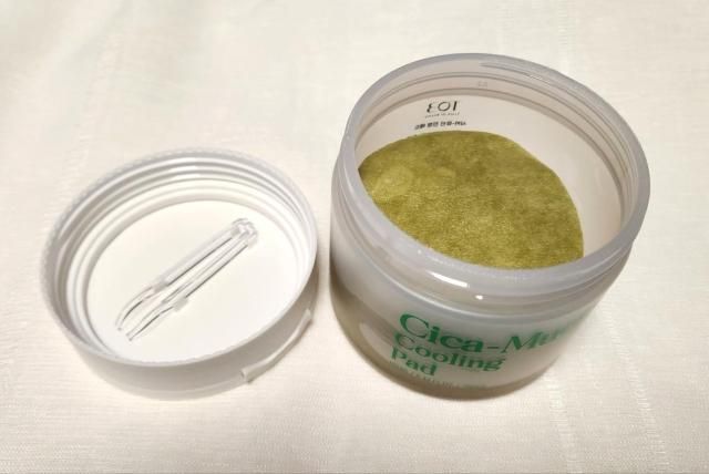 사용 즉시 피부 열감을 낮춰주는 토브 시카-뮤신 진정패드 사진조현미 기자 hmchoajunewscom