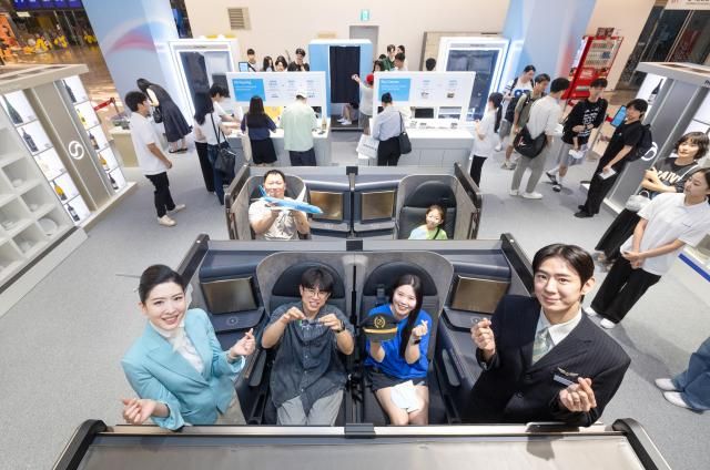 대한항공 BRAND NEW KE 팝업스토어에서 다양한 고객 참여 프로그램이 진행되는 모습 사진대한항공