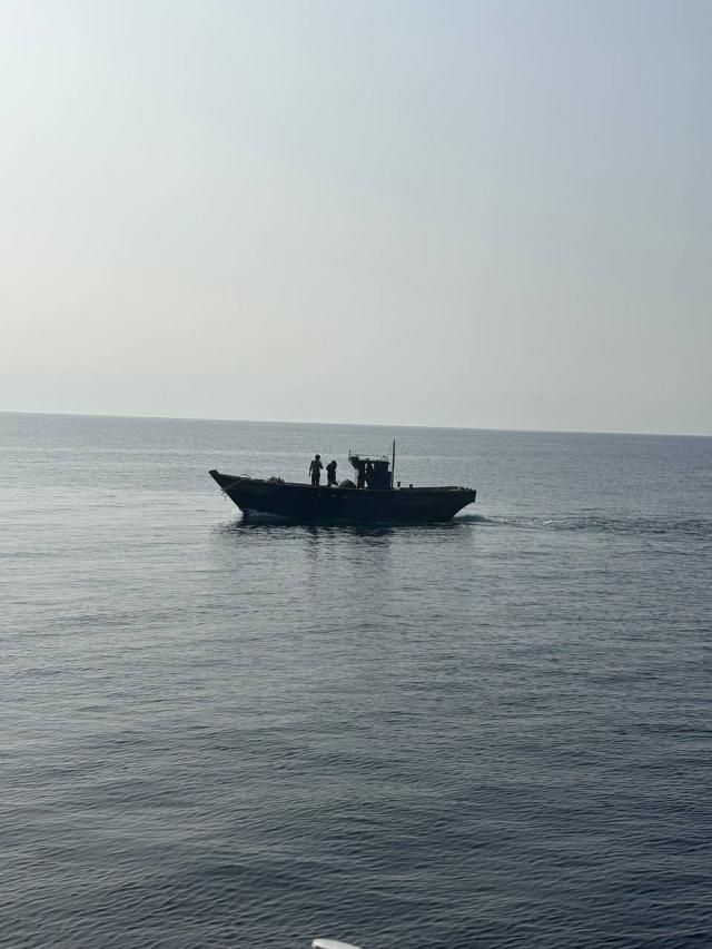 8일 오전 북한으로 자력 이동중인 북한 주민들 사진통일부