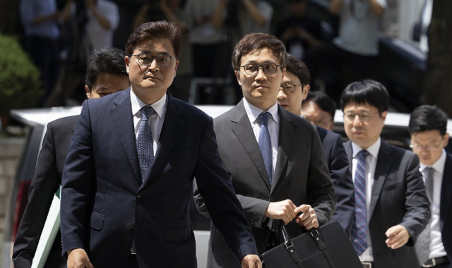 12·3 비상계엄 관련 내란·외환 사건을 수사하는 조은석 내란 특검팀 박억수 특검보가 9일 서울 서초구 서울중앙지법에서 열린 영장실질심사에 출석하고 있다 사진연합뉴스