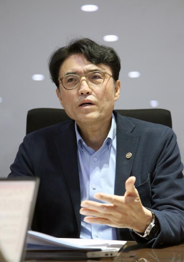 권창준 고용노동부 차관 사진고용노동부