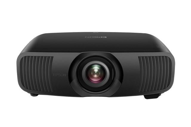한국엡손이 몰입형 홈시네마를 구현하는 4K 3LCD 프로젝터 ‘EH-LS9000B’를 출시했다 사진한국엡손
