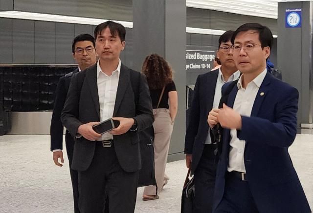 여한구 산업통상자원부 통상교섭본부장오른쪽사진연합뉴스