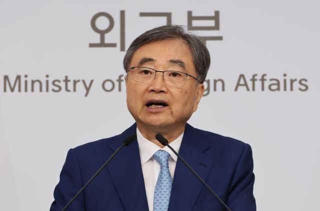 조현 외교부 장관이 14일 서울 종로구 외교부 청사에서 열린 내신 기자단 대상 브리핑에서 발언하고 있다 사진연합뉴스