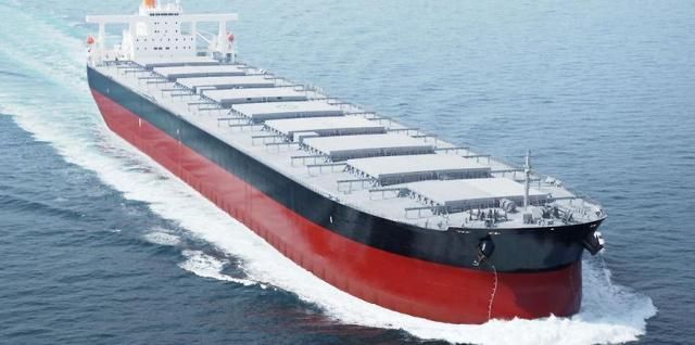 ▲ 에이치라인해운이 중국 조선소에 발주한 21만DWT급 뉴캐슬막스 벌크선을 인도받는다 사진은 에이치라인해운의 벌크선 사진에이치라인 